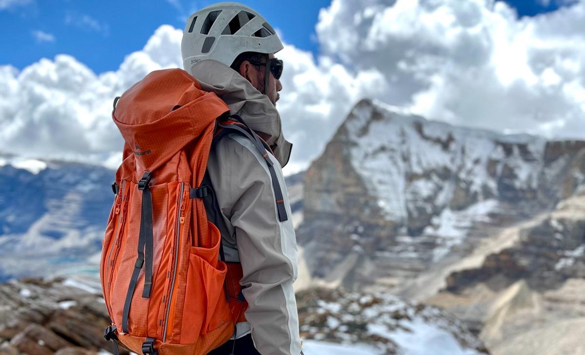 TOPARA marca outdoor colombiana.
