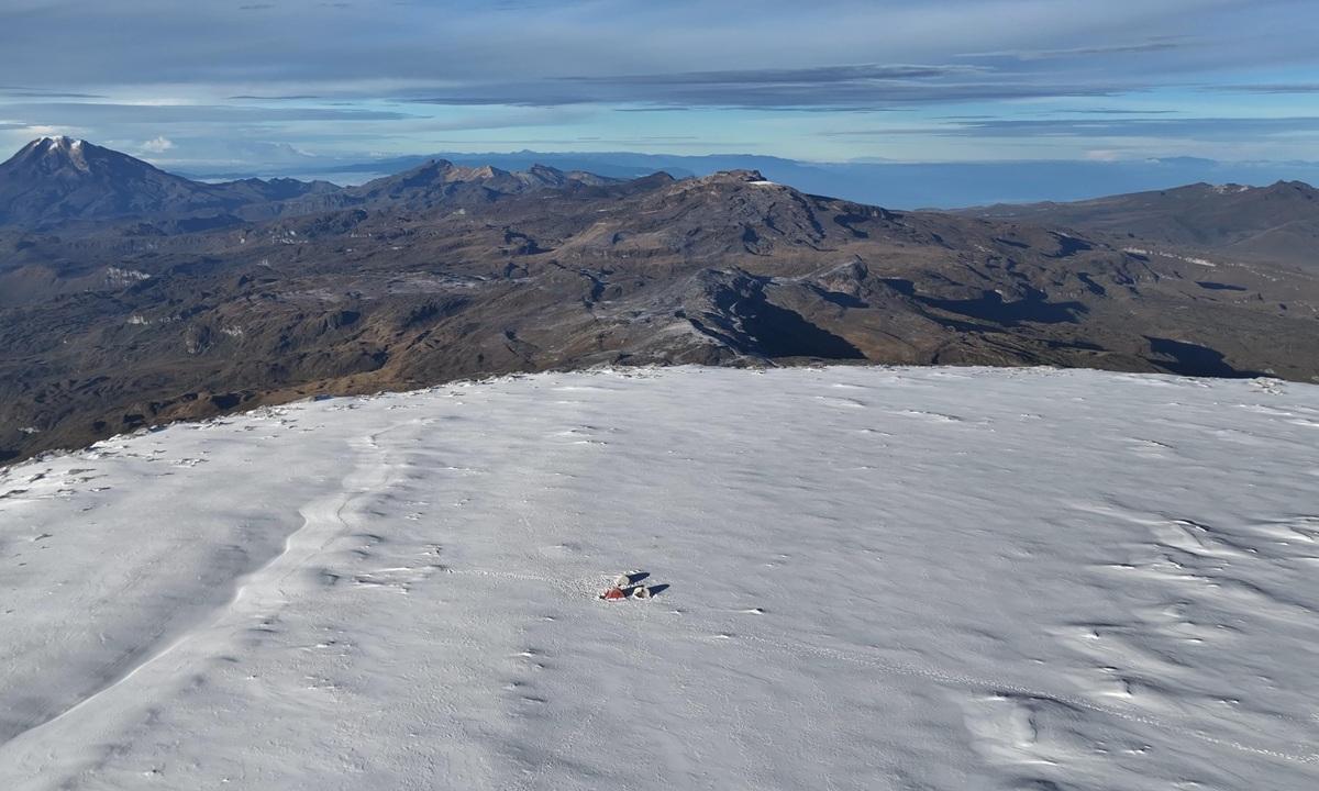 Campamento sobre el Glaciar Nereidas